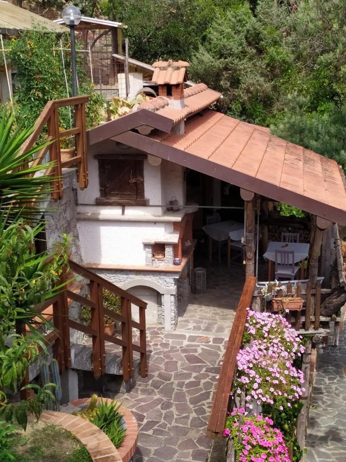 Bed & Breakfast Lujocanda カザルツァ・リーグレ エクステリア 写真