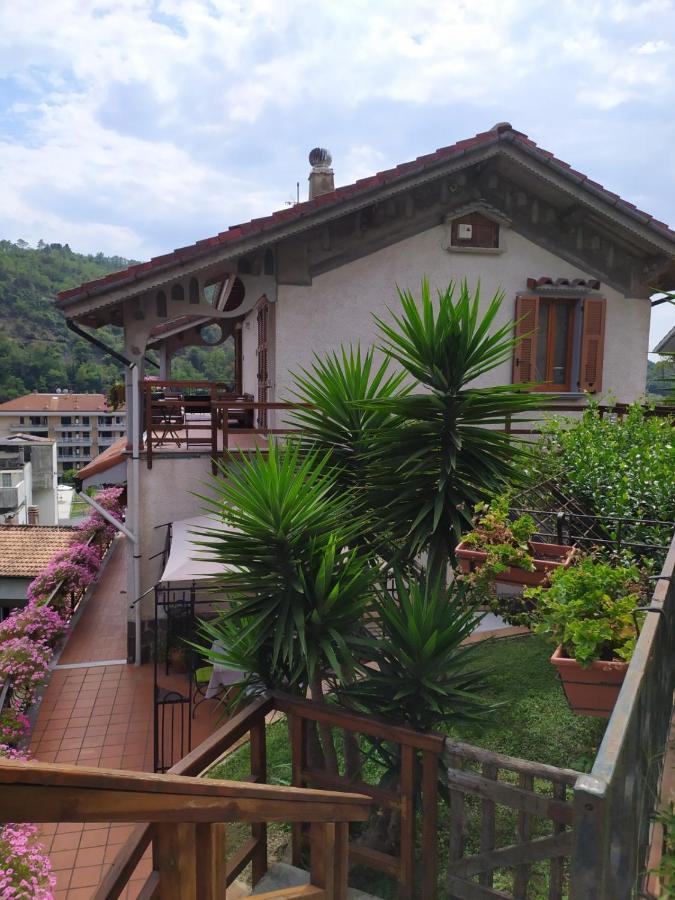 Bed & Breakfast Lujocanda カザルツァ・リーグレ エクステリア 写真